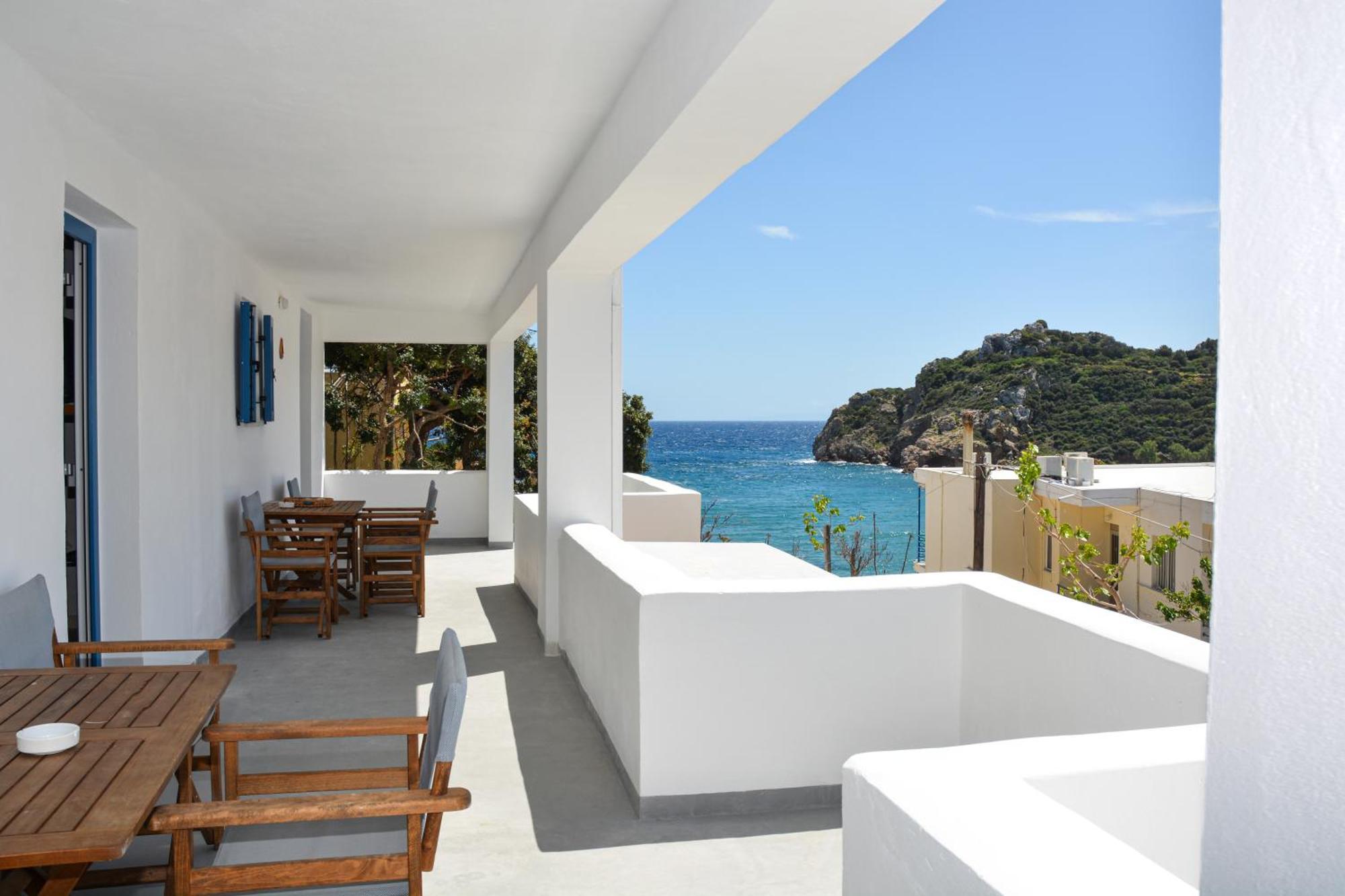 Thea Apartments Emporeios  Экстерьер фото