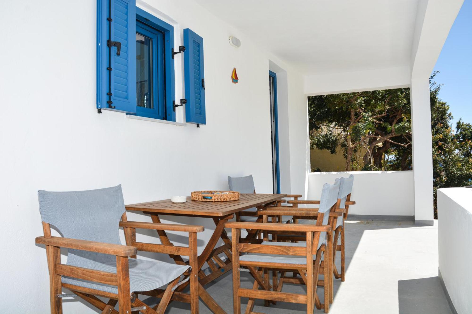 Thea Apartments Emporeios  Экстерьер фото